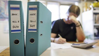 Finanz&auml;mter pr&uuml;fen Steuererkl&auml;rungen immer genauer &ndash; auch dank KI-Programmen