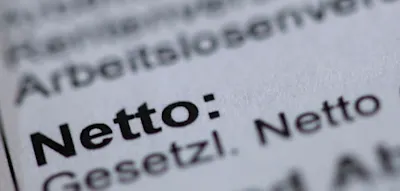 &bdquo;Rohrkrepierer&ldquo; &ndash; Arbeitgeber und Arbeitnehmergewerkschaft kritisieren Entlastungspr&auml;mie