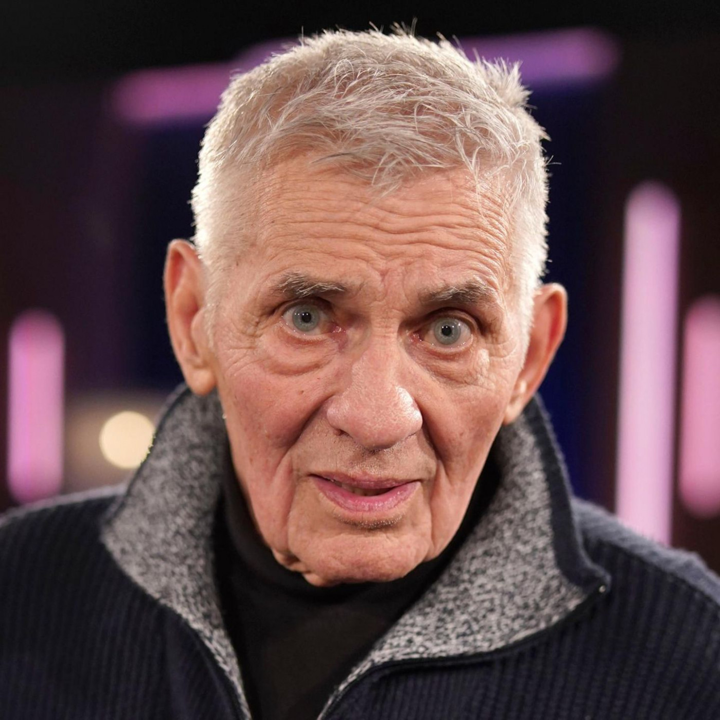 Heinz Hoenig hat wieder eine Krankenversicherung