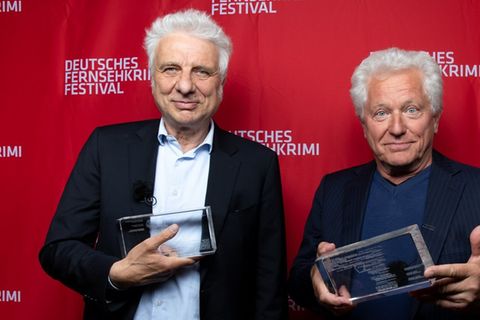 "Tatort"-Stars nehmen Krimi-Preis entgegen