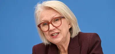&bdquo;Wenn es nicht genug Kerosin gibt, m&uuml;ssen Urlaubspl&auml;ne ge&auml;ndert werden&ldquo;, sagt die Wirtschaftsweise